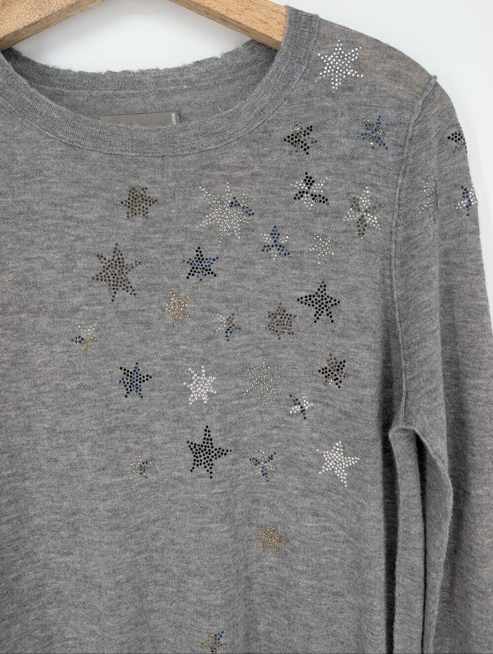 Zadig & Voltaire 100% Cashmere Miss Star Embellished Sweater Gray Large - Picture 3 of 10